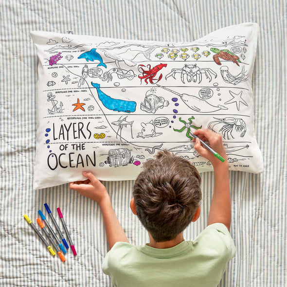 Colouring under the sea Unique toys for niece and nephew